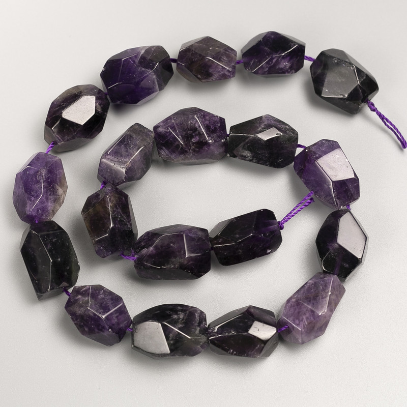 Amethyst Beads on Thread, Faceted Natural Nuggets, 15x20mm, ± length 39cm