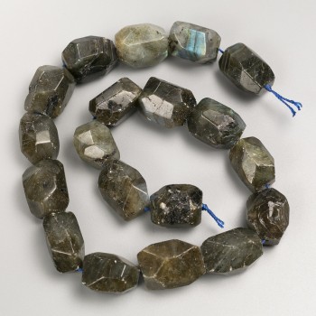 Clearance! Beads on thread Labradorite natural nugget beads, faceted, 15×20mm, length 39cm