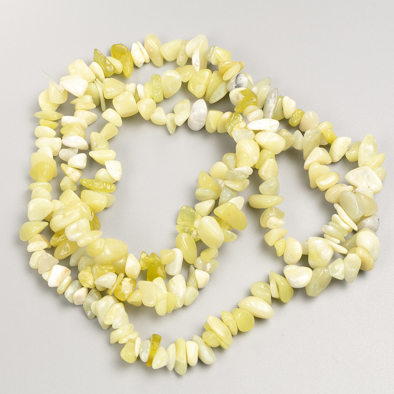 Jadeite Stone Beads Chips on Long Strand, D 7-10x3-5mm+/-, Length 80cm+
