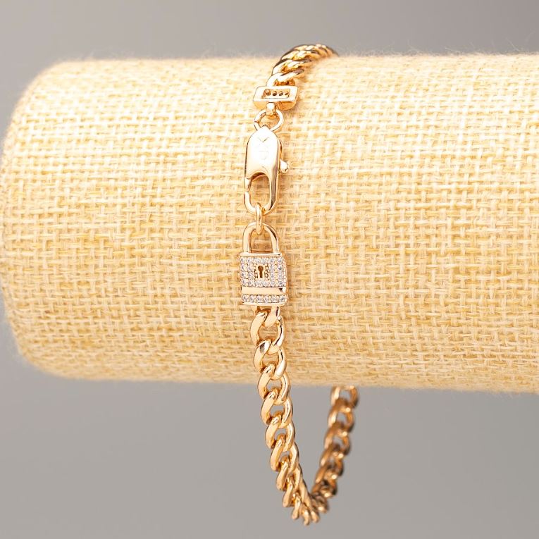 Xuping Bracelet Gold Plated Curb Weave "Lock" 18K, length 20cm, w 5mm+/- with white rhinestones