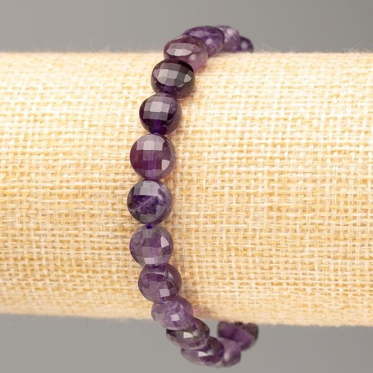 Bracelet with natural Amethyst, faceted coin beads, 8x5mm, elastic 18cm