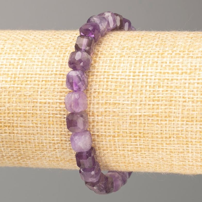 Bracelet Natural Amethyst Faceted Cube, diameter 7mm+-, length 18cm+
