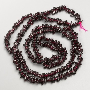 Garnet Beads, Natural Stone Chips, Diameter 5x3mm+/-, Length 80cm+/- on Thread