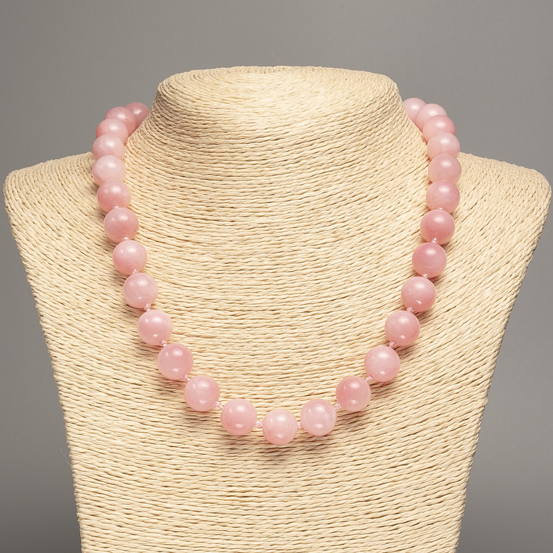 Necklace "Strawberry Quartz" smooth bead, diameter 12mm+-, length 50cm+- made of white jade stone (synth. dyed)