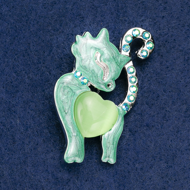 Brooch Cat with green mother-of-pearl in green color, with green rhinestones, silver metal 47x28mm