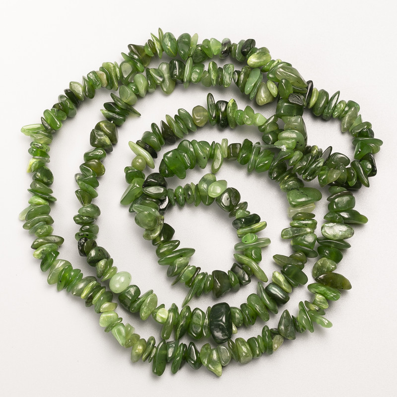 Jadeite Beads, Natural Stone Chips on Fishing Line, Diameter 9x3mm+/-, Length 82cm+