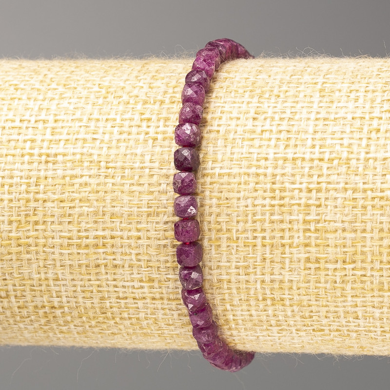 Ruby Bracelet, Natural Stone Faceted Cube, Diameter 4mm+/-, Length 18cm (Stretch)