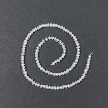 Freshwater pearls on a thread, diameter 4×3mm +-, length 38cm+