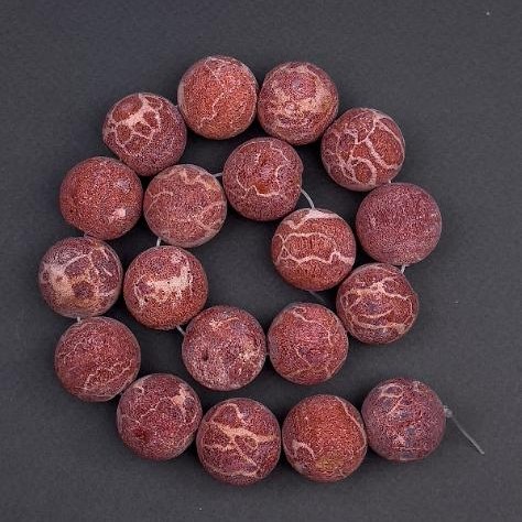 Pearly Sponge Coral round bead, diameter 22mm±, length 42cm± on thread