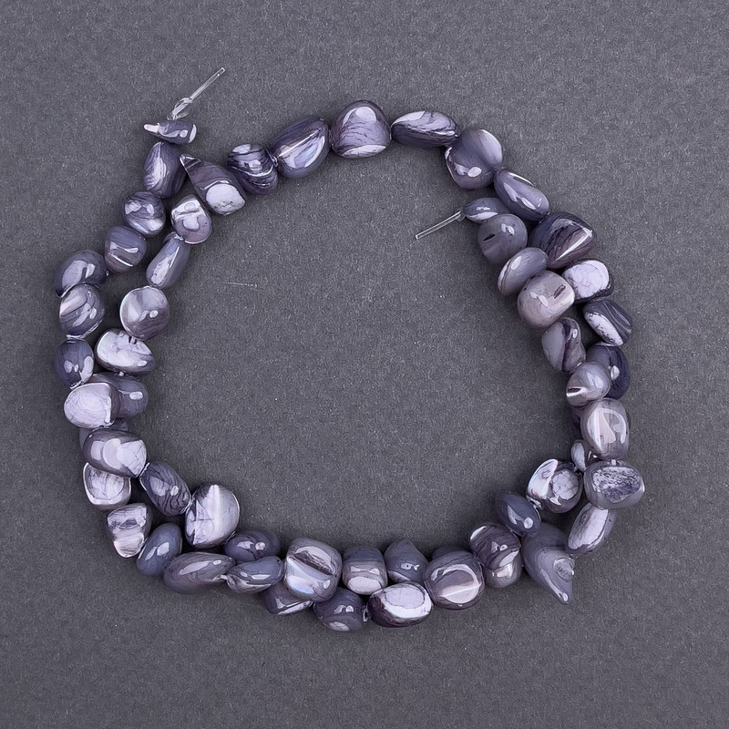 Tinted Mother-of-Pearl Beads Grey Chip, diameter 8x6mm+/-, length 41cm+/- on fishing line
