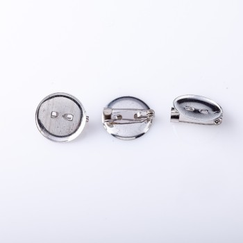 Price per pack /10 pcs. Brooch base, diameter 1.9 cm