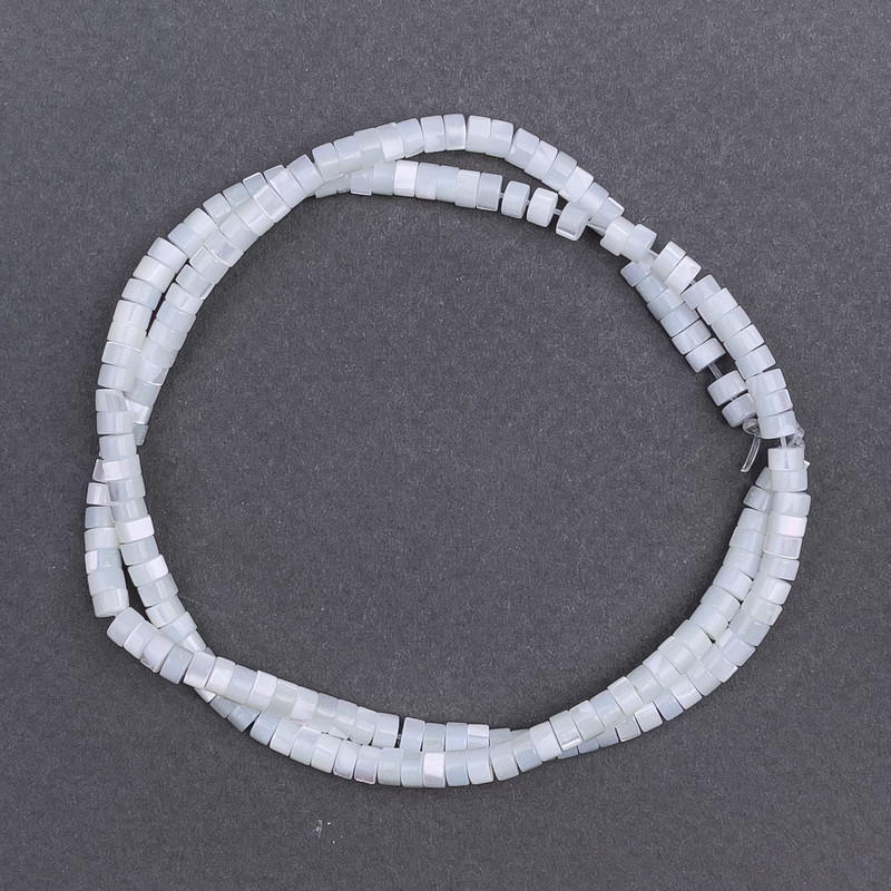 Beads tonalized Mint Pearl disc, 4x2 mm diameter, length 40 cm on thread