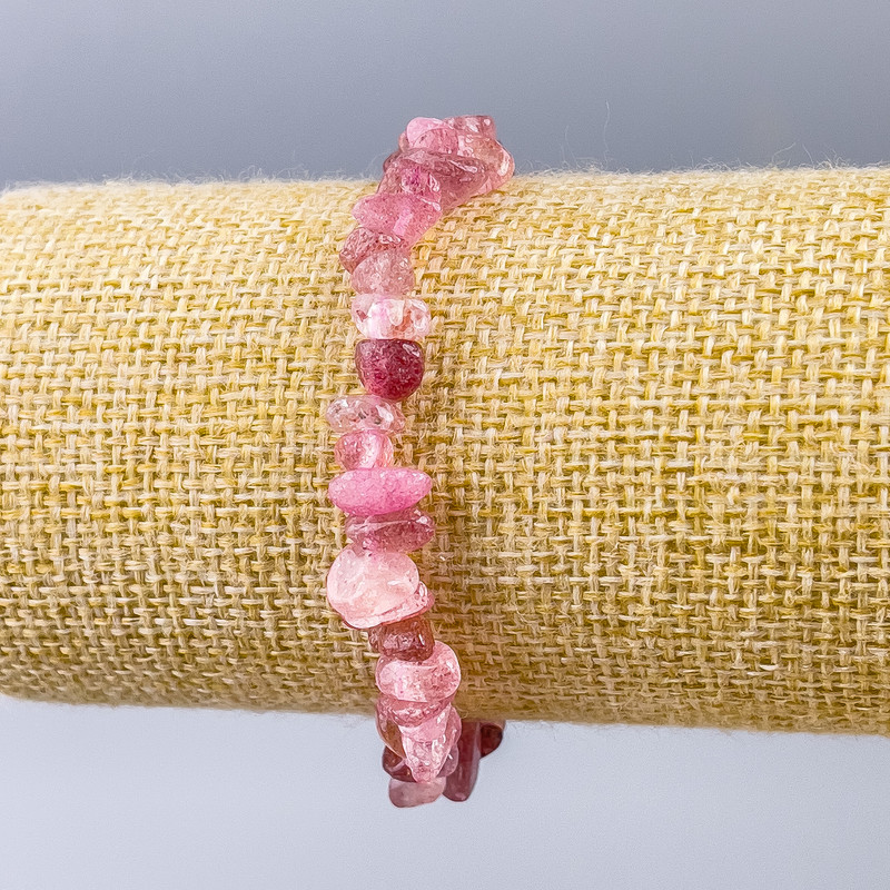 Strawberry Quartz Bracelet natural stone chip, diameter 8x3mm+-, length 18cm (stretch)