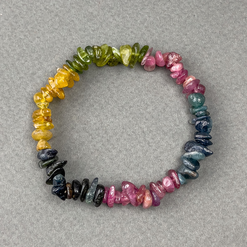 Tourmaline Chip Bracelet, diameter 6(±)mm, length 18cm (stretch)