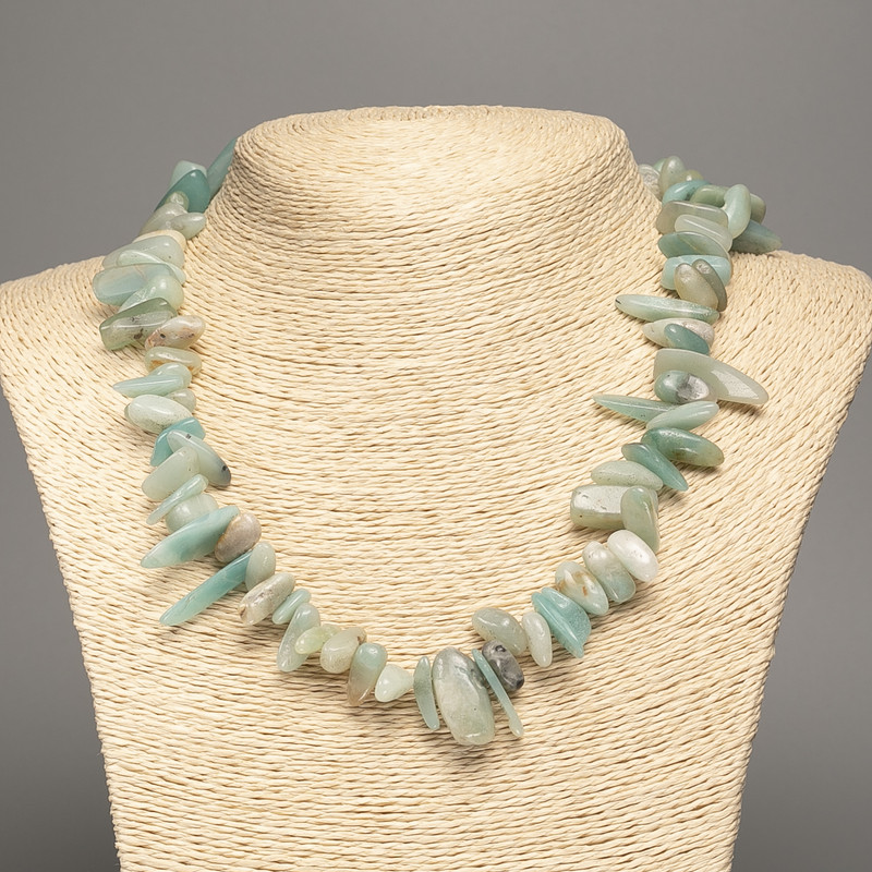 Necklace of natural Amazonite chips “needle”, diameter 15x7mm, length 48cm +