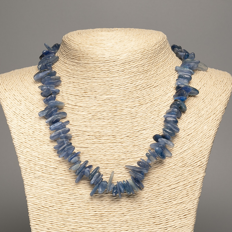 Necklace of natural kianit chip "needle" 15x4mm, length 48cm +