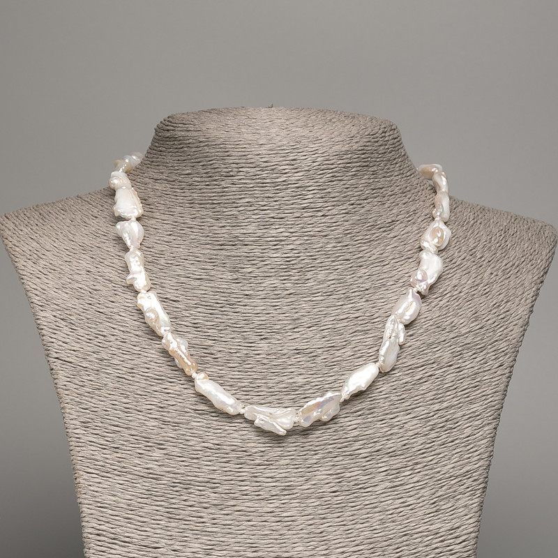 Necklace of natural baroque pearls with petrol tone, diameter 18x7mm, length 45cm +