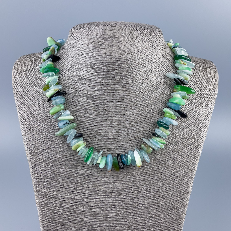 Necklace of Natural Stone Assortment "Needle" – stones 20x4-10x3mm, length 50 cm plus