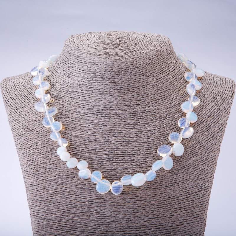 Necklace Moonstone (synthetic) faceted "butterfly", diameter 6-10(±)mm, length 45cm