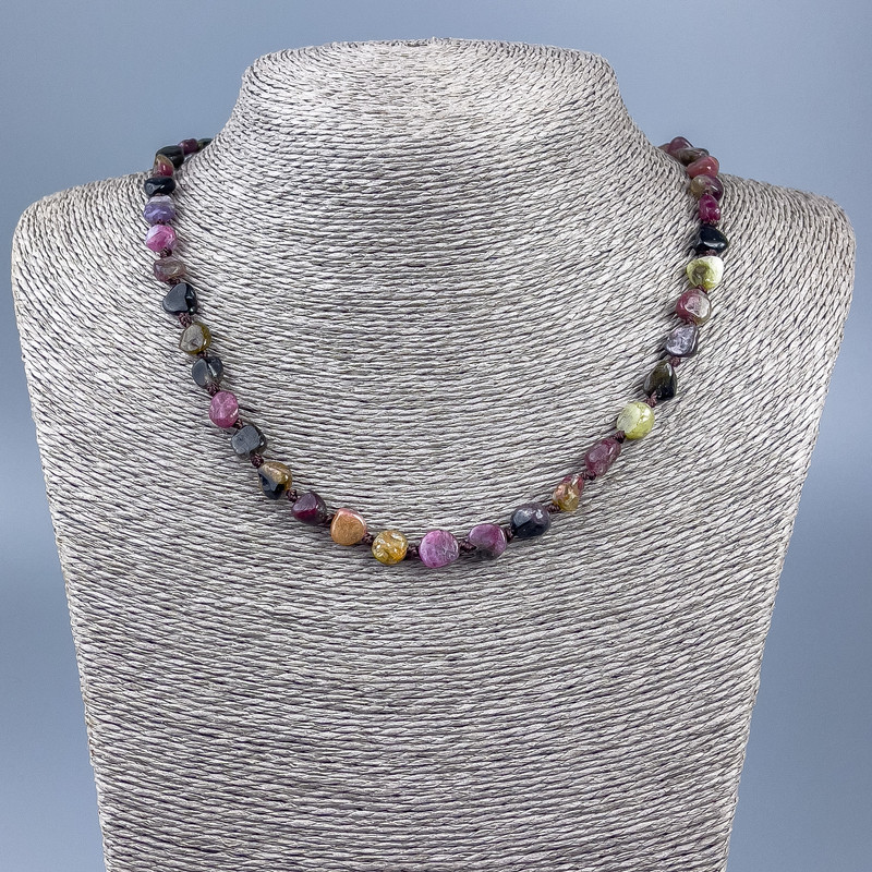 Necklace of natural tourmaline, faceted, diameter 8x7mm+-, length 50cm +