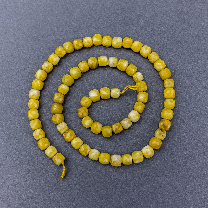 Yellow Jadeite Beads, natural gemstone faceted cube on thread, diameter 5mm+-, length 37cm+-