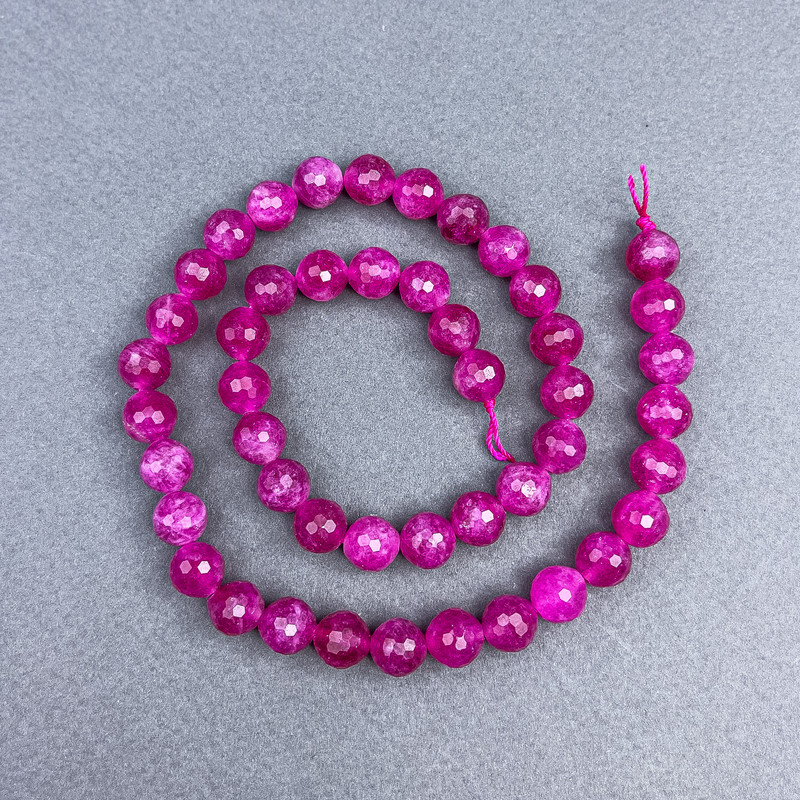 Malachite? wait no turmaline pinkish mauve beads—8 mm faceted round on thread, length 38cm+