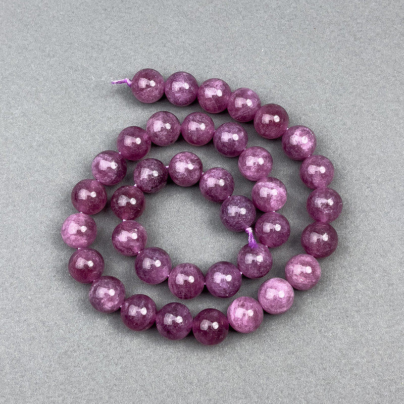 Tourmaline Ruĝelit natural stone smooth bead, diameter 10.5 mm± on thread, length 37 cm+