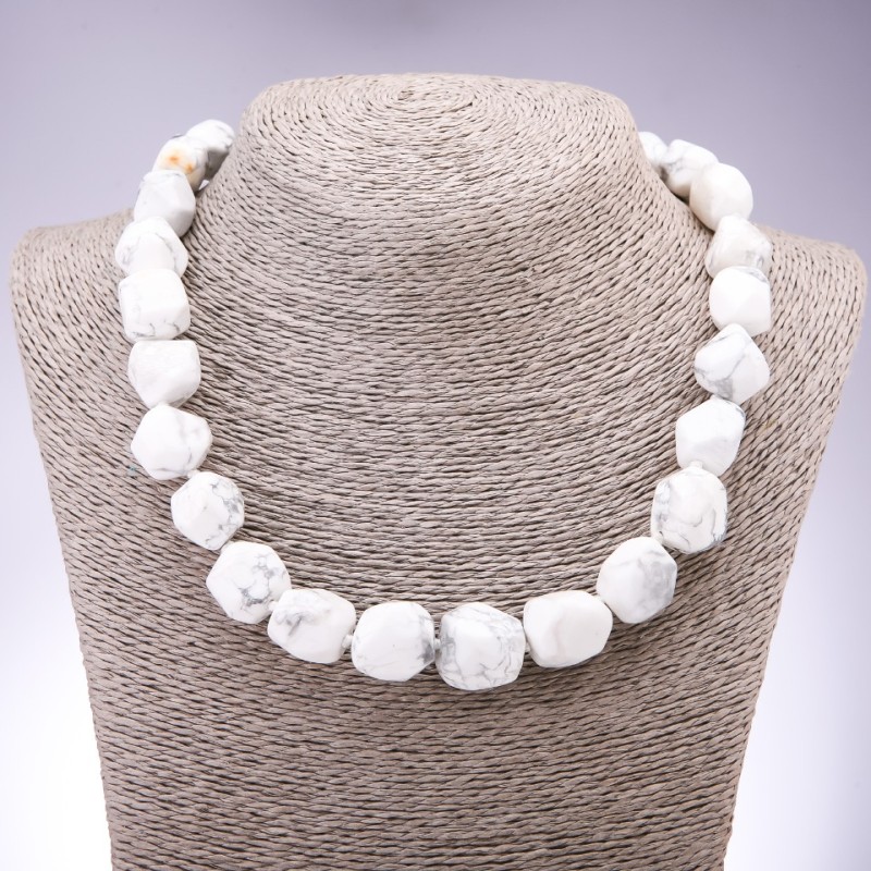 Chalcedony Necklace with Polygonal Beads, Diamond-cut, diameter 13x15mm, length 50cm