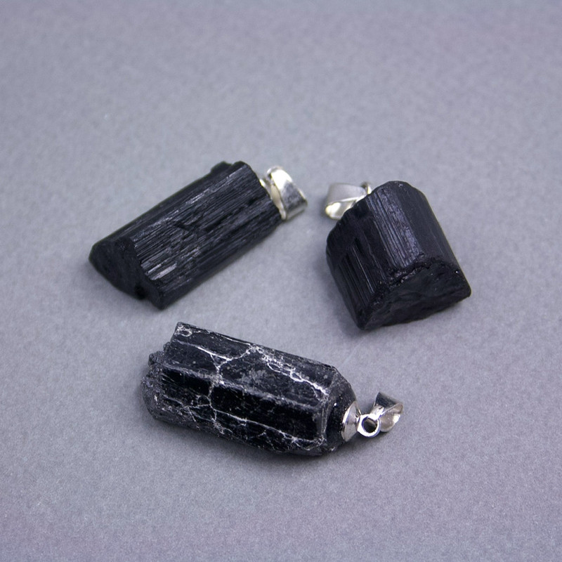 Pendant with Natural Turmaline Tourmaline Sherlock 26x14 mm +