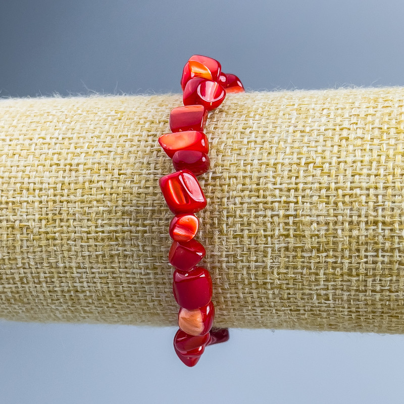 Bracelet Mother-of-P pearl red faceted beads, diameter 8×6mm±, length 18cm (stretch)