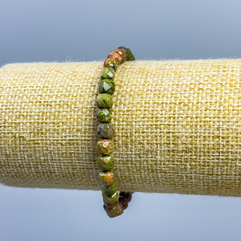 Jasper Unakit Bracelet, natural gemstone, faceted cube, 5×5 mm, diameter 5mm ±, length 18 cm (stretch)