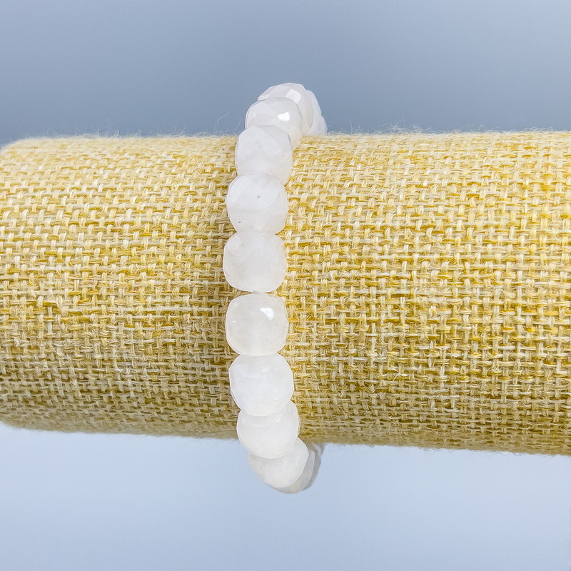 Bracelet Mountain crystal natural gemstone faceted cube, diameter 9x9mm±, length 18cm (stretch)