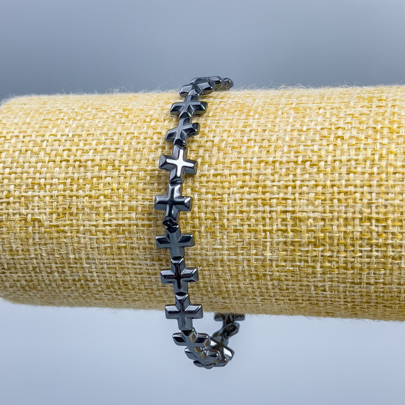 Hematite Cross Bracelet, diameter 8×8×3 mm ±, length 18 cm (stretch)