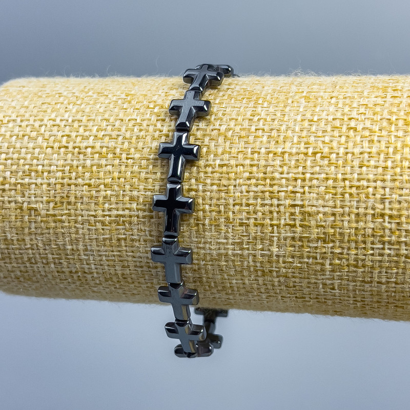 Hematite Cross Bracelet, diameter 10×8, 5mm±, length 18cm (stretch)