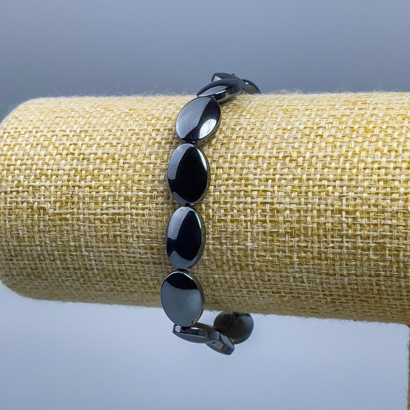 Hematite Oval Bracelet, diameter 14x10x5mm ±, length 18cm (stretch)