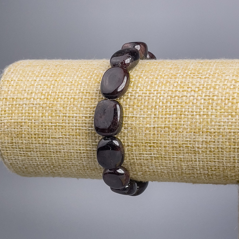 Garnet Bead Bracelet, faceted, diameter 11×15+-mm, length 18 cm, stretch