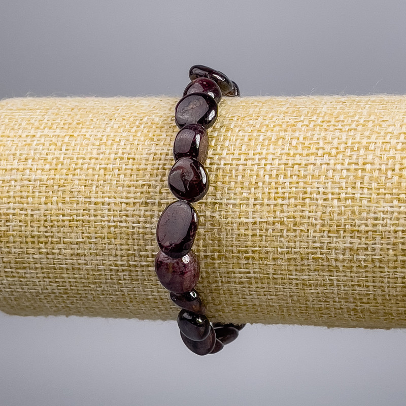 Garnet Bead Stretch Bracelet 9×10mm, 18 cm
