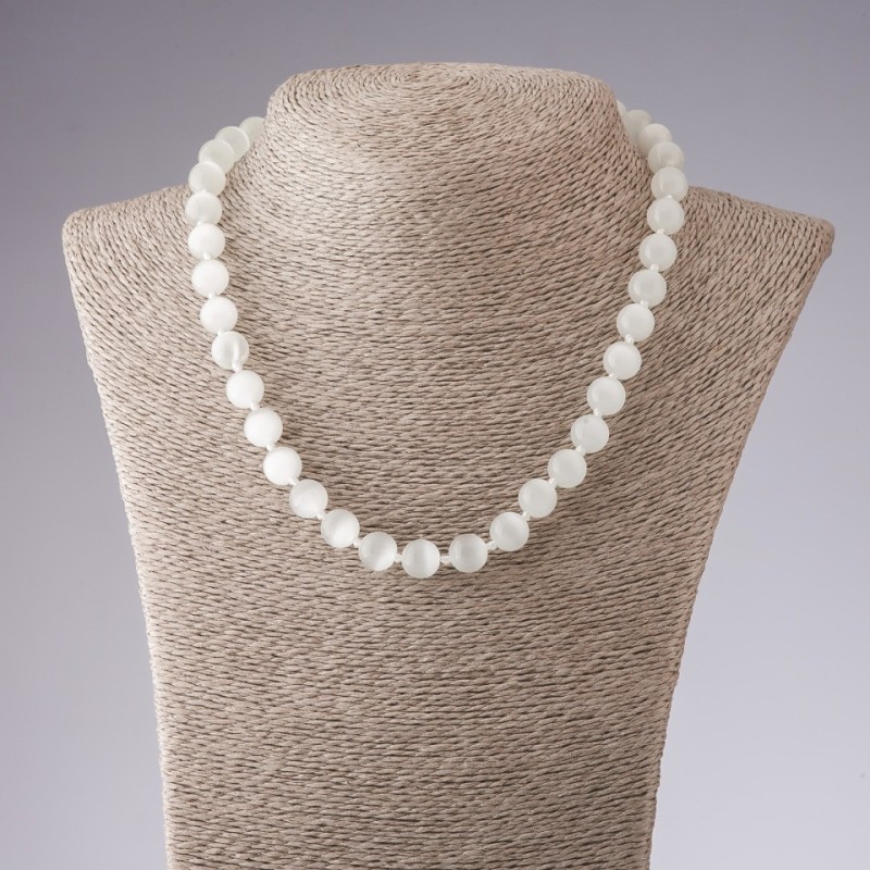 Cat’s Eye Necklace White Pearl Smooth Bead, diameter 10mm, length 45cm