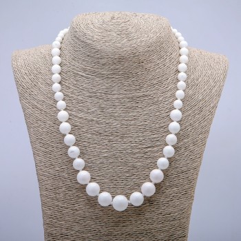Agate Beads White (faceted) smooth ball on adjustable from 6 to 14mm, length 45cm+