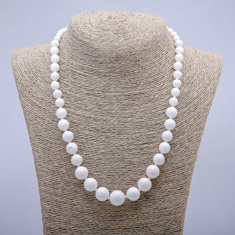 Agate Beads White (faceted) smooth ball on adjustable from 6 to 14mm, length 45cm+
