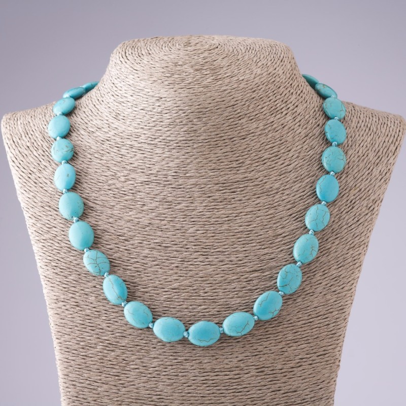 Necklace Turquoise green with veining oval, length 50cm, diameter 11×15mm