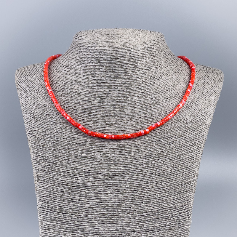 Choker Necklace of Natural Mother-of-Pearl (Tinted) Bright Red Smooth Rondelle, Diameter 4x2mm+/-, Length 48cm+