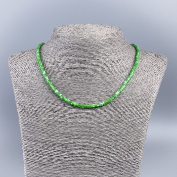 Choker Necklace of Natural Mother-of-Pearl (Tinted) Green Smooth Rondelle, Diameter 4x2mm+-, Length 48cm+