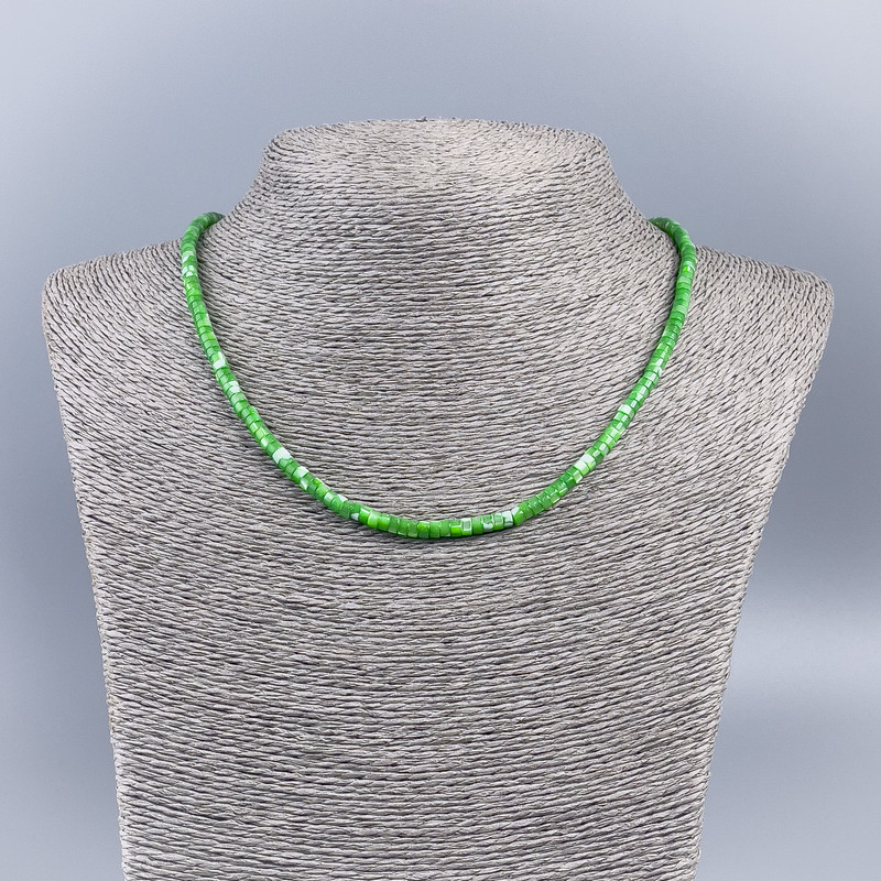 Choker Necklace of Natural Mother-of-Pearl (Tinted) Green Smooth Rondelle, Diameter 4x2mm+-, Length 48cm+