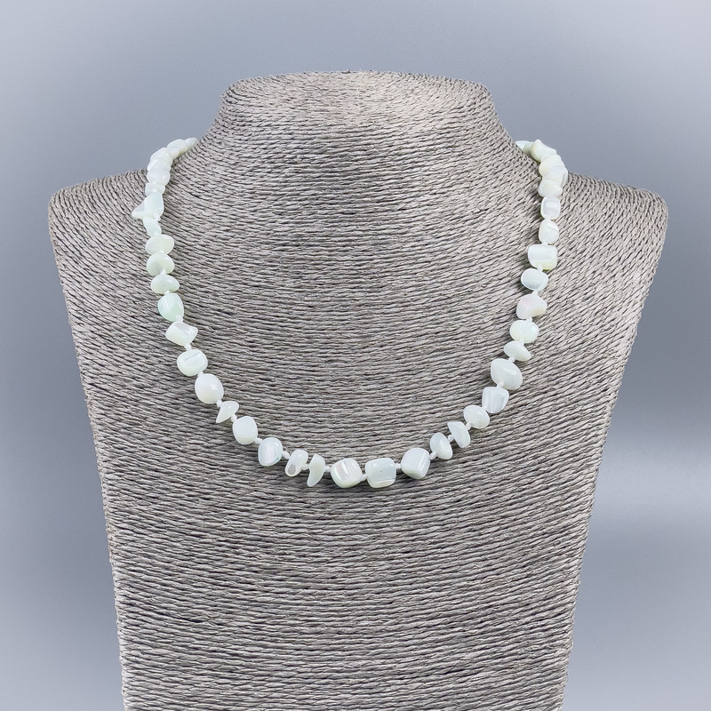 Necklace of Natural Mother-of-Pearl (Tinted) White Chip, Diameter 8-10mm+-, Length 50cm+