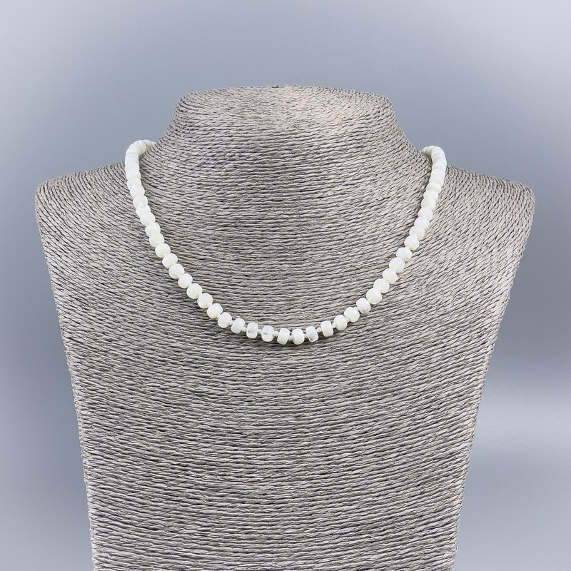 Necklace made from natural white mother-of-pearl rondelles, diameter 6x4mm, length 50cm