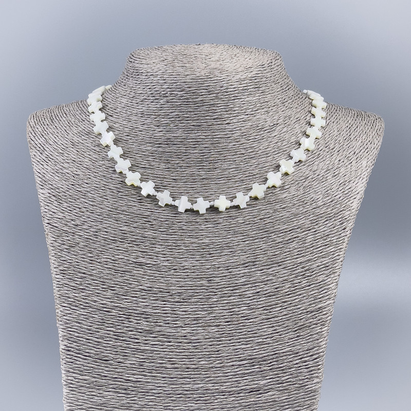 Necklace made of natural white mother-of-pearl, crosses, diameter 8×8×3 mm, length 50 cm