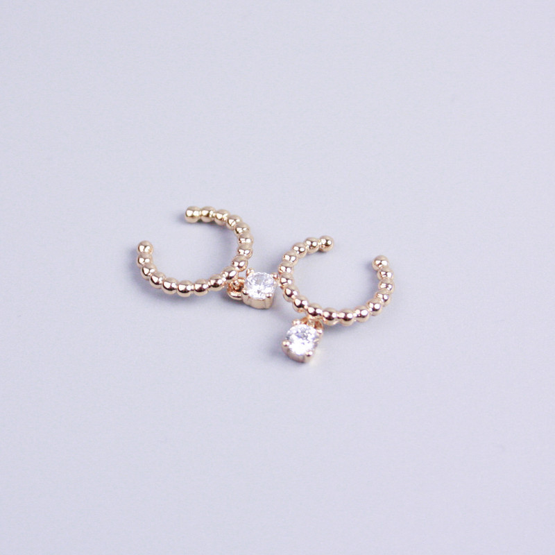 Xuping Ear Cuff, 18K Gold Plated, White Stone, 11x10mm+
