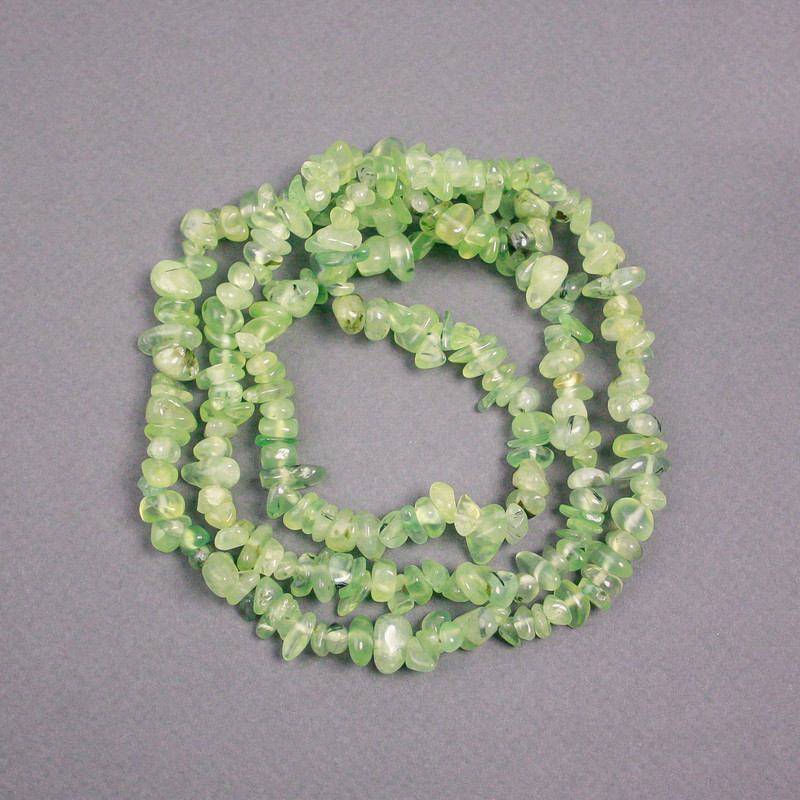 Prehnite Chip Beads on Fishing Line, diameter 8x6x4mm+-, length 76cm+