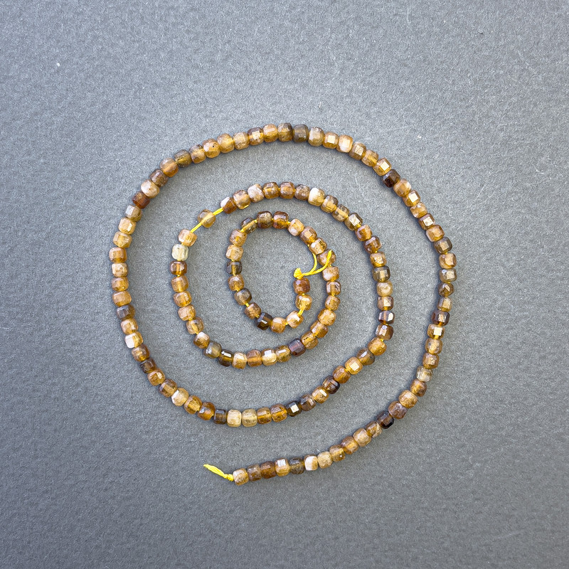 Beads on Thread Hessonite (Yellow Garnet) Natural Stone Cube, diameter 3x3mm+/-, length 39cm+